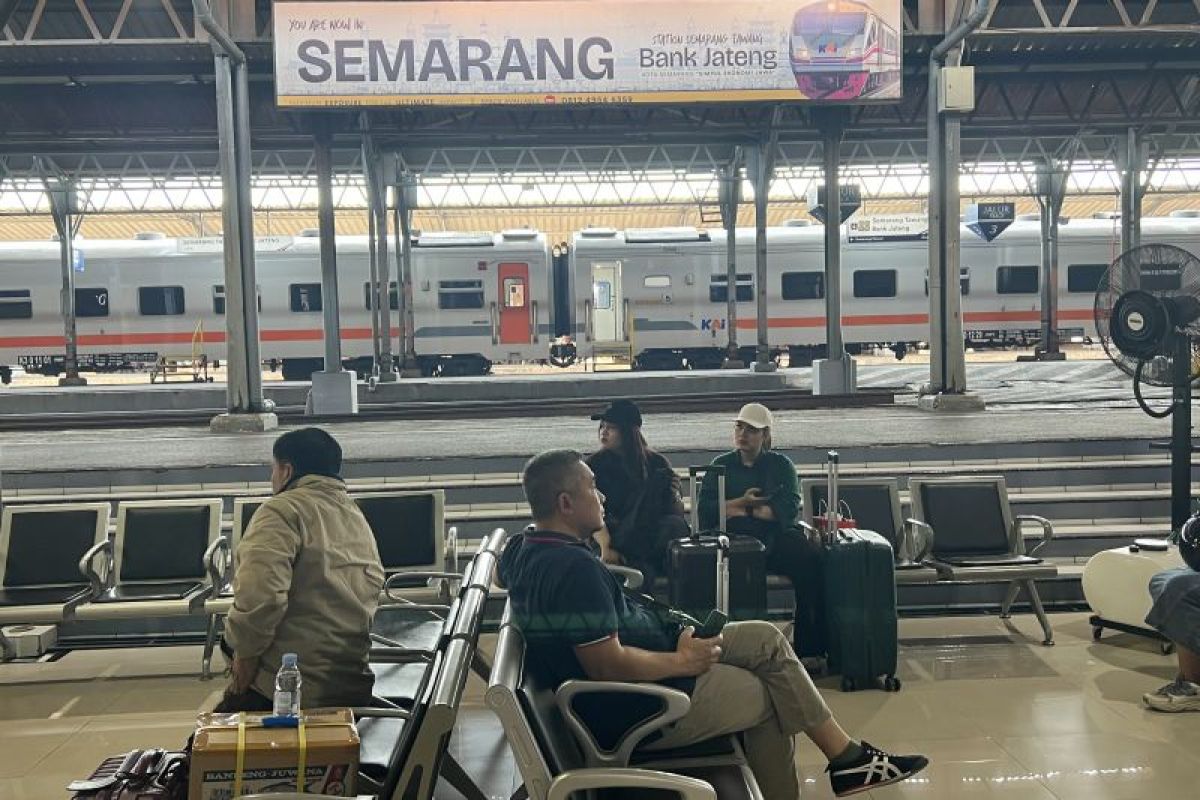 Jadwal keberangkatan kereta api dari Semarang ke Surabaya